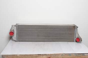salg af Intercooler John Deere 8400R