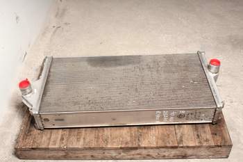 salg af Wasserkühler John Deere 8400R