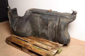 salg af Kraftstofftank Case 5140