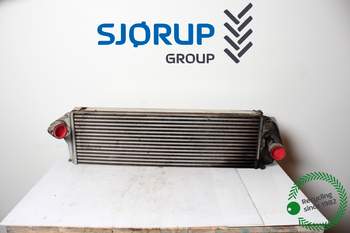 salg af John Deere 8R 310  Intercooler