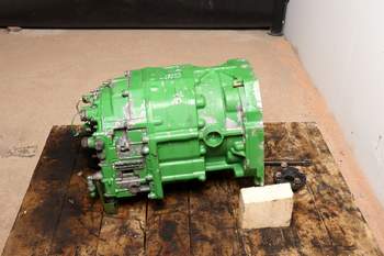 salg af Getriebe John Deere 6620