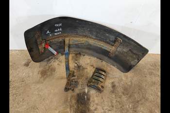 salg af Kotflügel Vorne New Holland 7840 LINKS