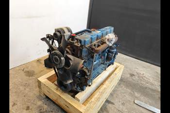 salg af Motor New Holland 7840