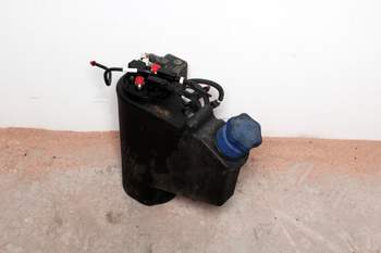 salg af AdBlue behälter New Holland T5.110