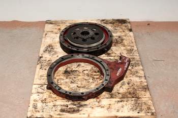 salg af Bremsegehäuse, Hinterachsen Massey Ferguson 8280 LINKS