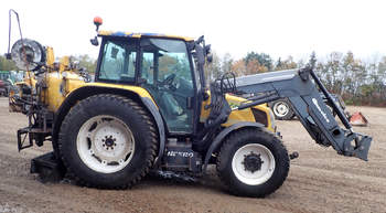 salg af New Holland TL100A traktor