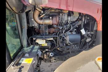 salg af Case Farmall 115A traktor