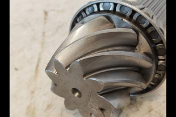 salg af Differentiale, Hinterachsen Case Puma 160
