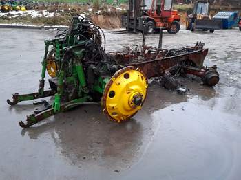salg af John Deere 7710 traktor