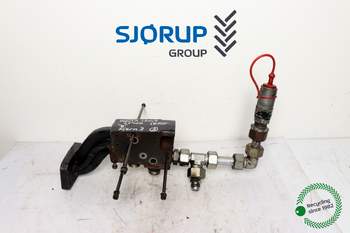salg af Hydraulikventilhalterung Deutz-Fahr Agrotron 150.7 