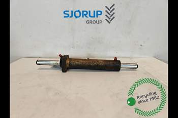 Styrcylinder för framaxel Case 4230 XL Styrcylinder för framaxel Case 4230 XL