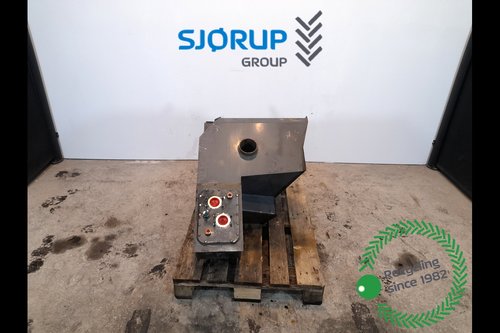 salg af Hydrauliköl behälter Claas Xerion 3800