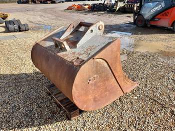 salg af Ausrüstung Komatsu PC160