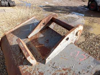 salg af Ausrüstung Komatsu PC160