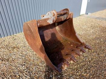 salg af Ausrüstung Komatsu PC160