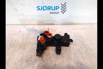 salg af Hydraulisch bremse ventil Deutz-Fahr Agrotron TTV630