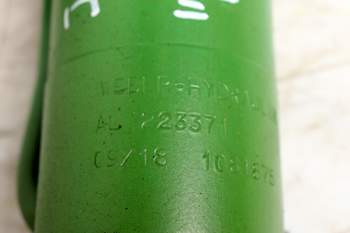 salg af Hydraulische zylinder John Deere 6215R