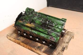 salg af Shortblock John Deere 6215R