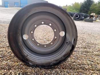 salg af Vorderradfelge Massey Ferguson 6716S RECHT