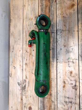 salg af Hydraulische zylinder John Deere 7810