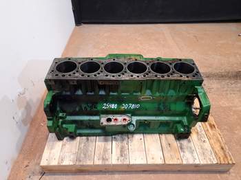 salg af Motorblöck John Deere 7810