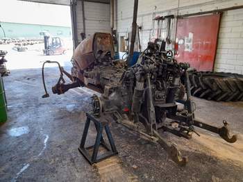 salg af Deutz-Fahr Agrotron 135 traktor