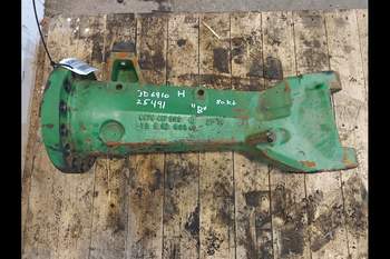salg af Vorderachsgehäuse John Deere 6910 RECHT