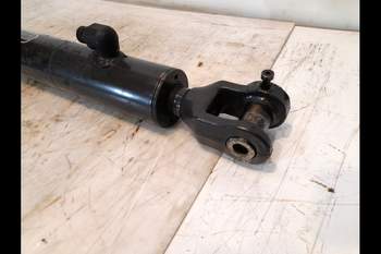 salg af Hydraulische Zylinder New Holland W170C 