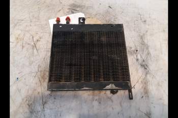 salg af Ölkühler Massey Ferguson 6260
