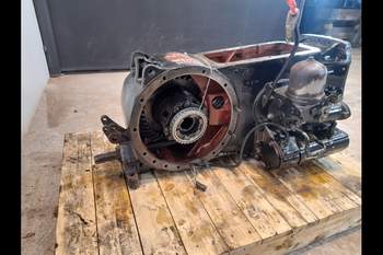 salg af Hinterachsen Massey Ferguson 4225