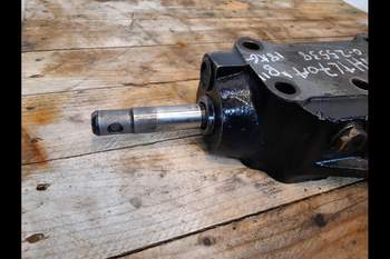 salg af Halter f. Unterlenker New Holland TL70A