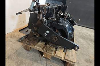 salg af Knüpfer New Holland BB9060 