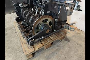 salg af Knüpfer New Holland BB9060 