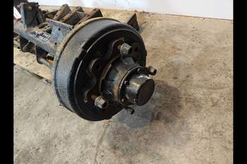 salg af Hinterachswellen New Holland BB9060