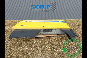 New Holland BB9060 Hood and fender New Holland BB9060 Hood and fender