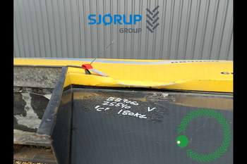 New Holland BB9060 Hood and fender New Holland BB9060 Hood and fender