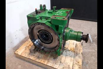 salg af Hinterachsen John Deere 8220