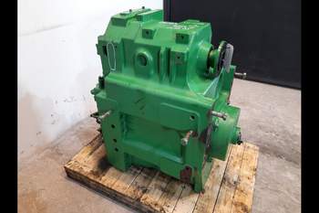 salg af Getriebe John Deere 8220