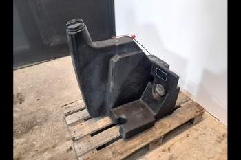 salg af Kraftstofftank Deutz-Fahr Agrotron 6160