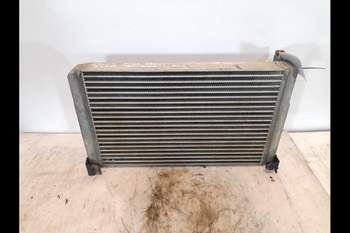 salg af Ölkühler Claas Arion 650