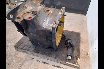 salg af Getriebe Massey Ferguson 8732