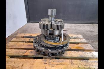 salg af Endandtrieb Vorderachse Case 821G RECHT