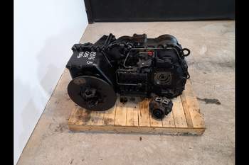 salg af Getriebe Case 821G