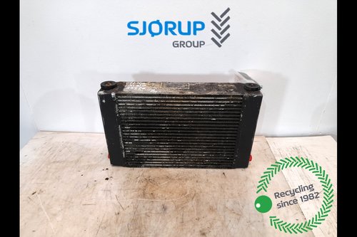 salg af Ölkühler Deutz-Fahr Agrotron M610