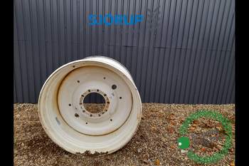 salg af Hinterfelge New Holland T7.260 RECHT