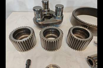 salg af Planetengetriebe John Deere 6620 LINKS