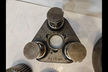 salg af Planetengetriebe John Deere 6620 LINKS