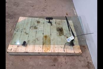 salg af Heckscheibe Case 7230