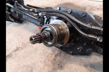salg af Vorderachse New Holland TL100A