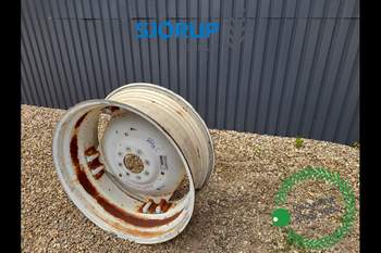 salg af Hinterfelge Ford 4630 LINKS